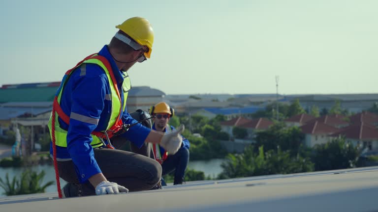 Best Roof Leak Repair  in Lake Forest Park, WA